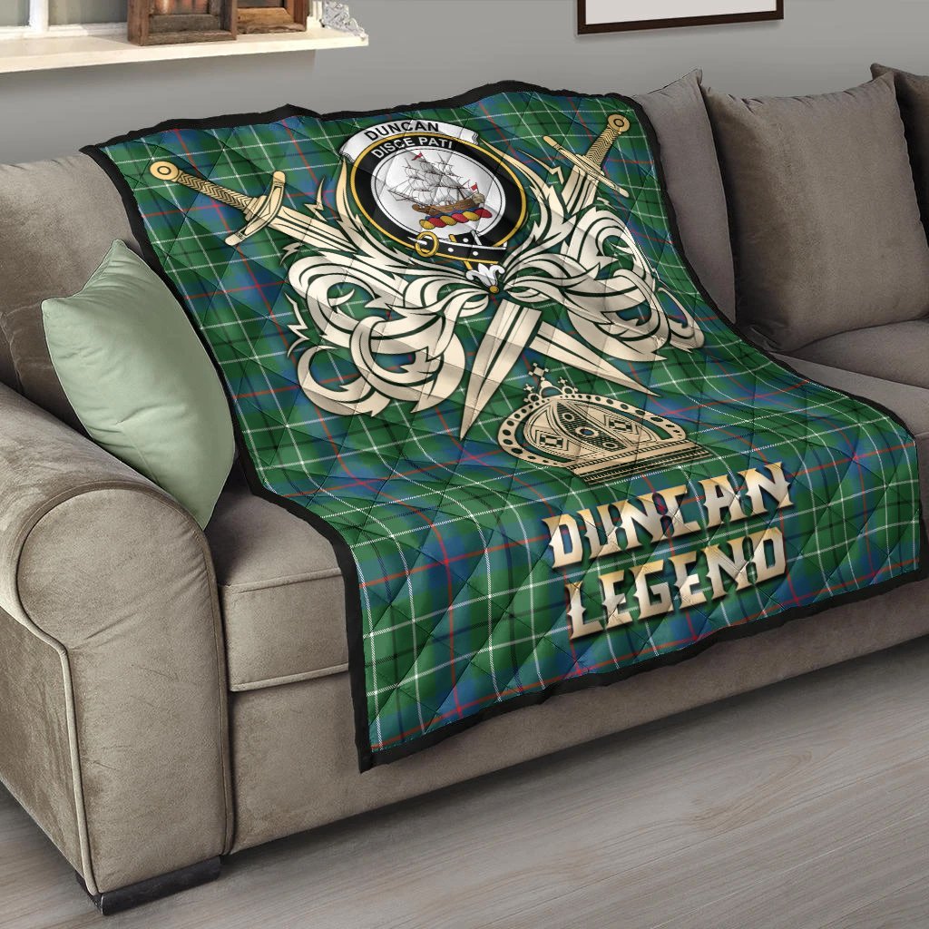 Duncan Ancient Tartan Crest Legend Gold Royal Premium Quilt