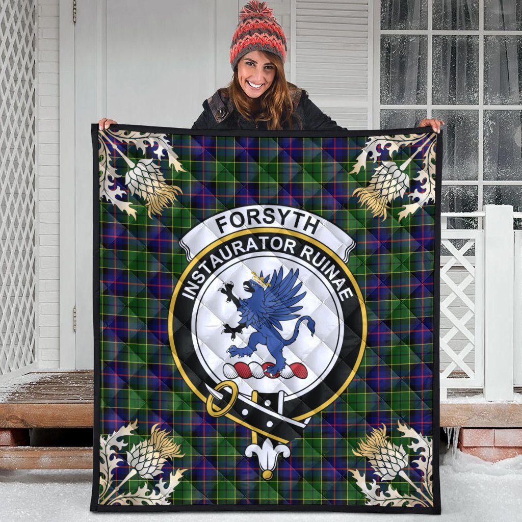 Forsyth Modern Tartan Crest Premium Quilt - Gold Thistle Style