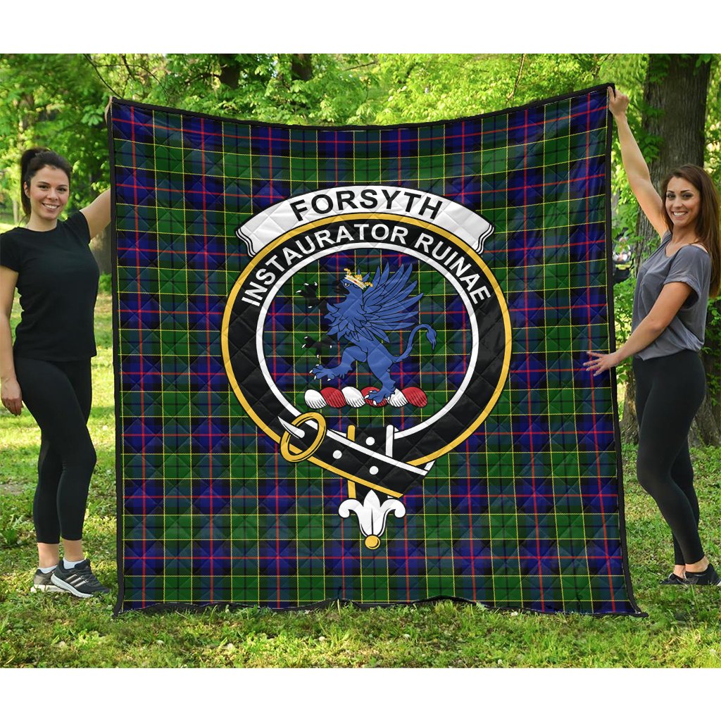 Forsyth Modern Tartan Crest Quilt