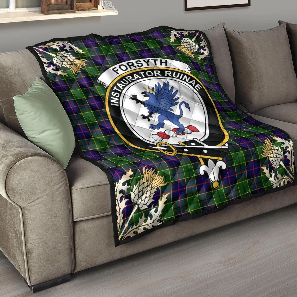 Forsyth Modern Tartan Crest Premium Quilt - Gold Thistle Style