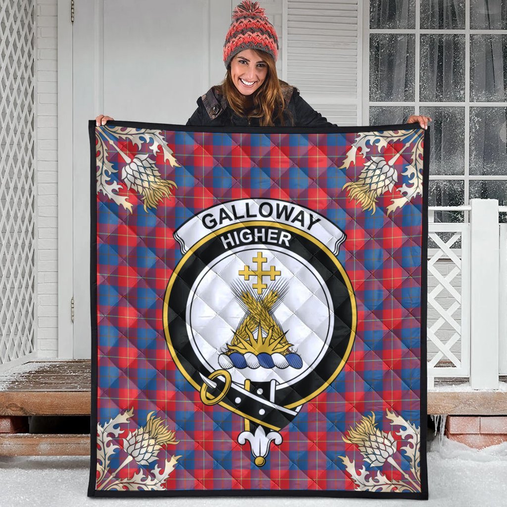 Galloway Red Tartan Crest Premium Quilt - Gold Thistle Style