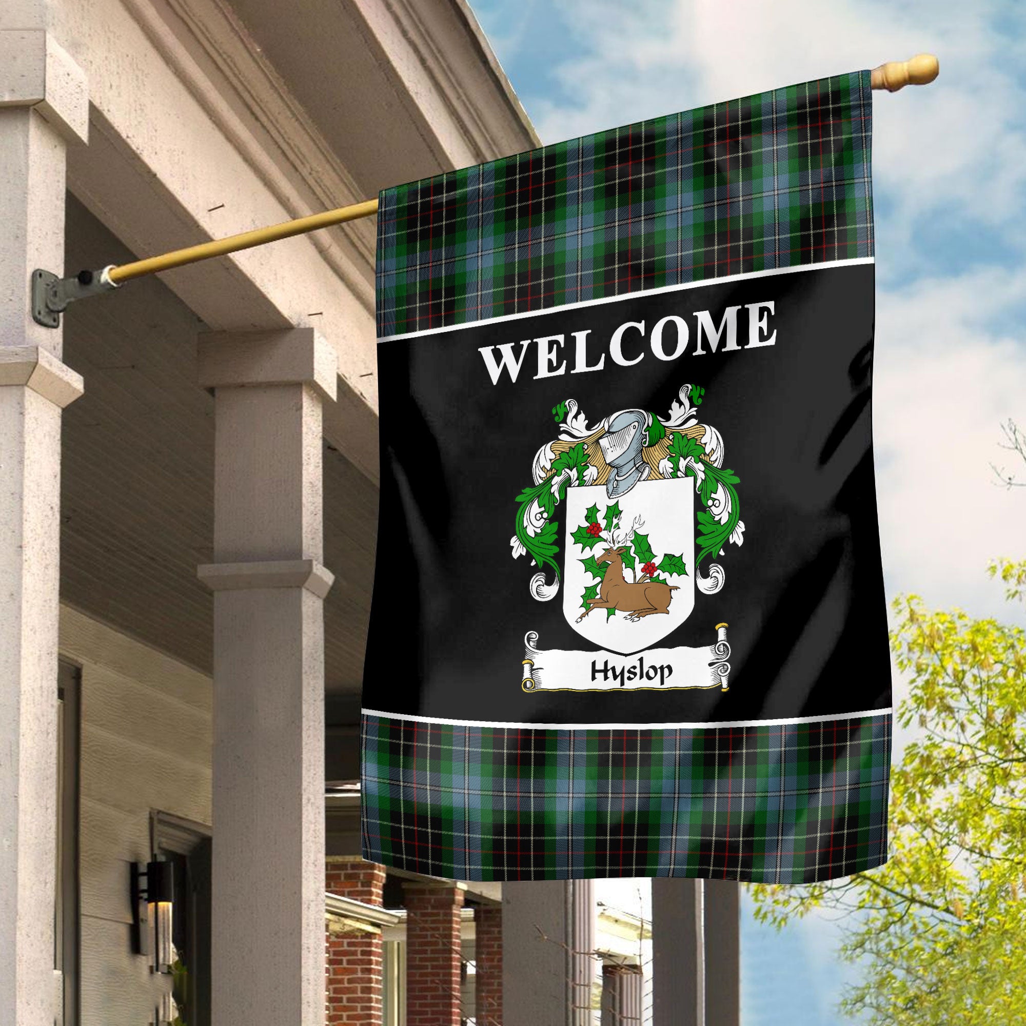 Hyslop Tartan Crest Black Garden Flag