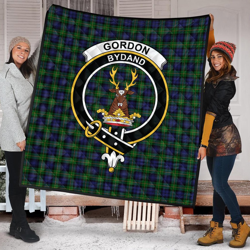 Gordon Tartan Crest Quilt
