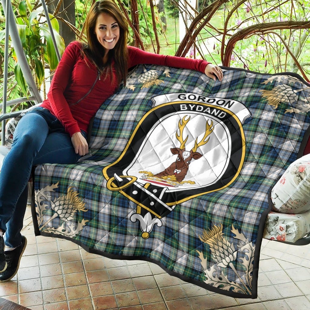 Gordon Dress Ancient Tartan Crest Premium Quilt - Gold Thistle Style