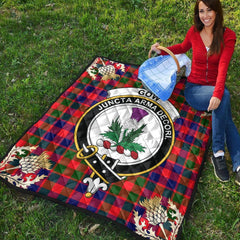 Gow of Skeoch Tartan Crest Premium Quilt - Gold Thistle Style