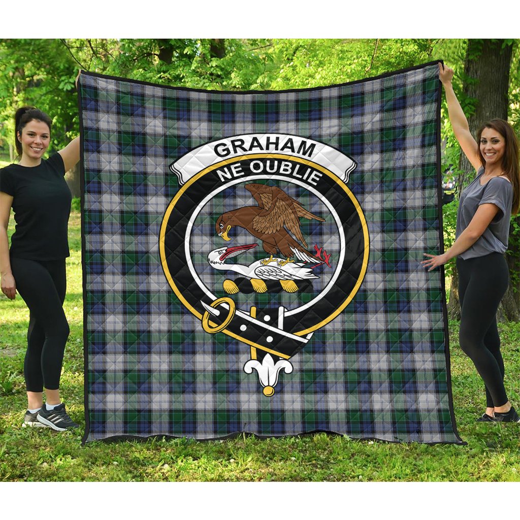 Graham Dress Tartan Crest Quilt