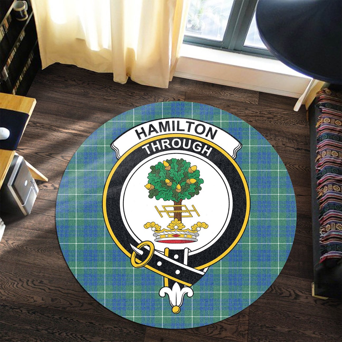 Hamilton Hunting Ancient Tartan Crest Round Rug
