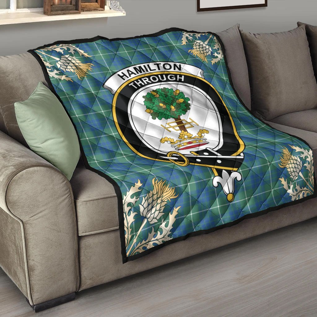 Hamilton Hunting Ancient Tartan Crest Premium Quilt - Gold Thistle Style