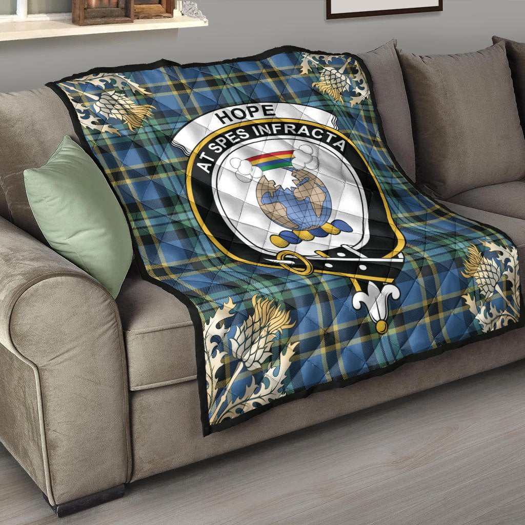 Hope Tartan Crest Premium Quilt - Gold Thistle Style