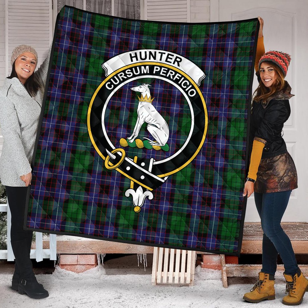 Hunter of Peebleshire Tartan Crest Quilt