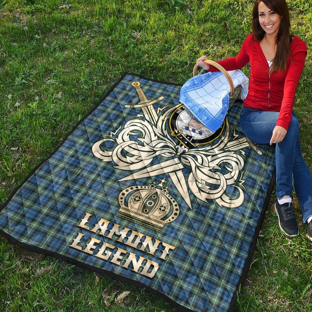 Lamont Ancient Tartan Crest Legend Gold Royal Premium Quilt