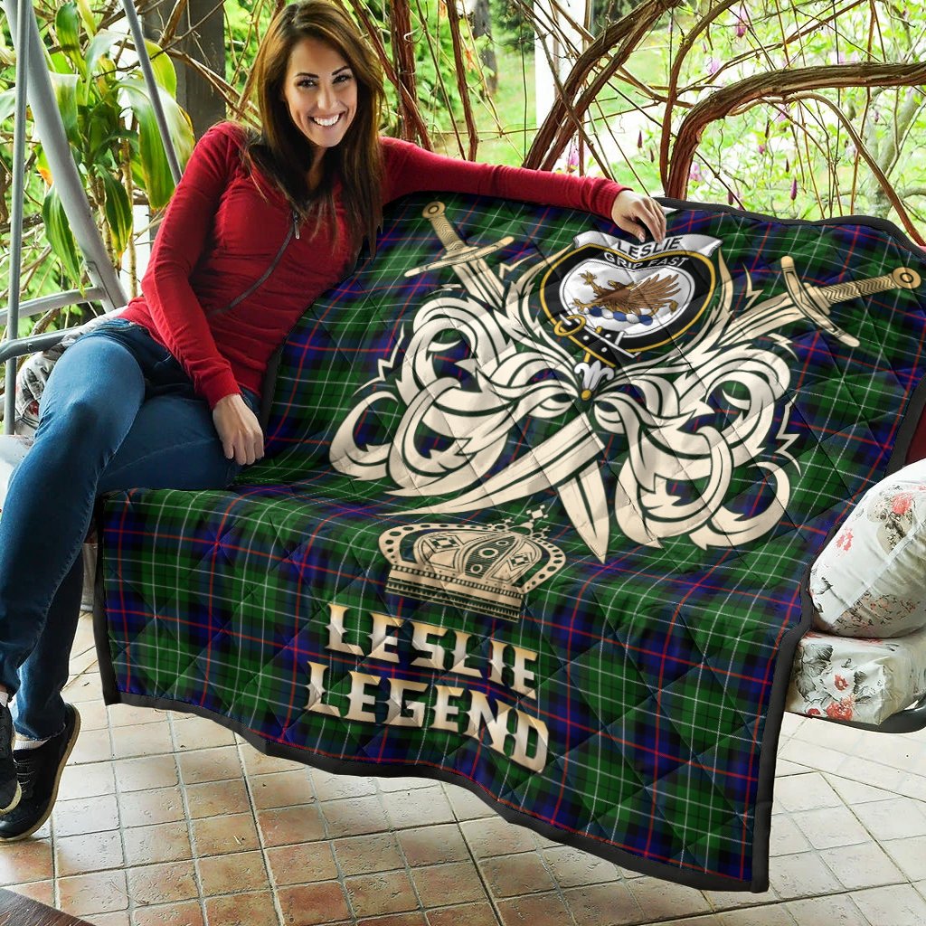 Leslie Hunting Tartan Crest Legend Gold Royal Premium Quilt