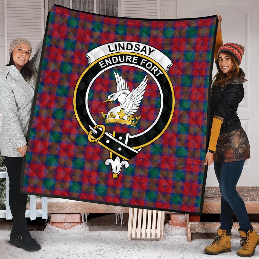 Lindsay Modern Tartan Crest Quilt