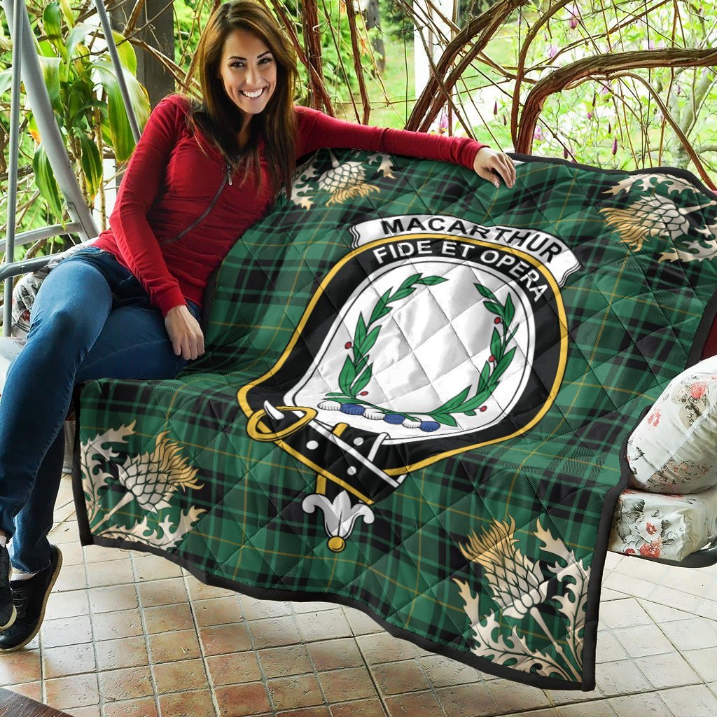 MacArthur Ancient Tartan Crest Premium Quilt - Gold Thistle Style