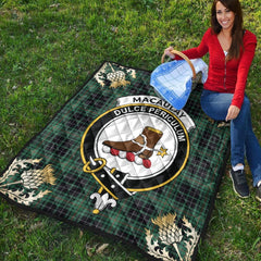 MacAulay Hunting Ancient Tartan Crest Premium Quilt - Gold Thistle Style