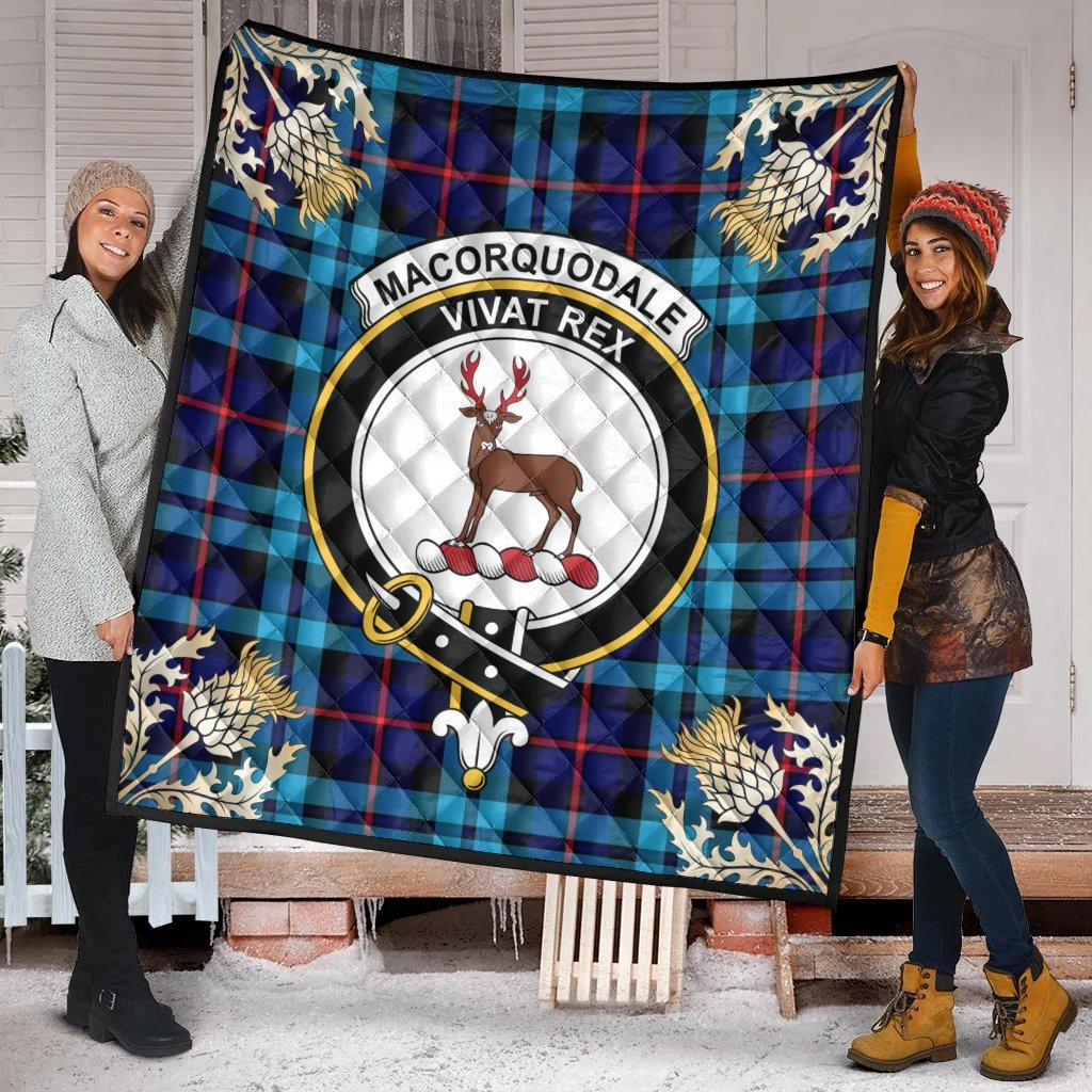 MacCorquodale Tartan Crest Premium Quilt - Gold Thistle Style