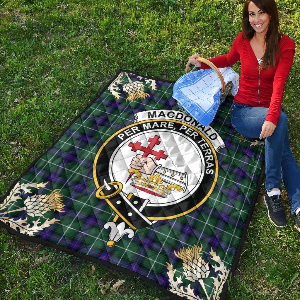 MacDonald of the Isles Hunting Modern Tartan Crest Premium Quilt - Gold Thistle Style