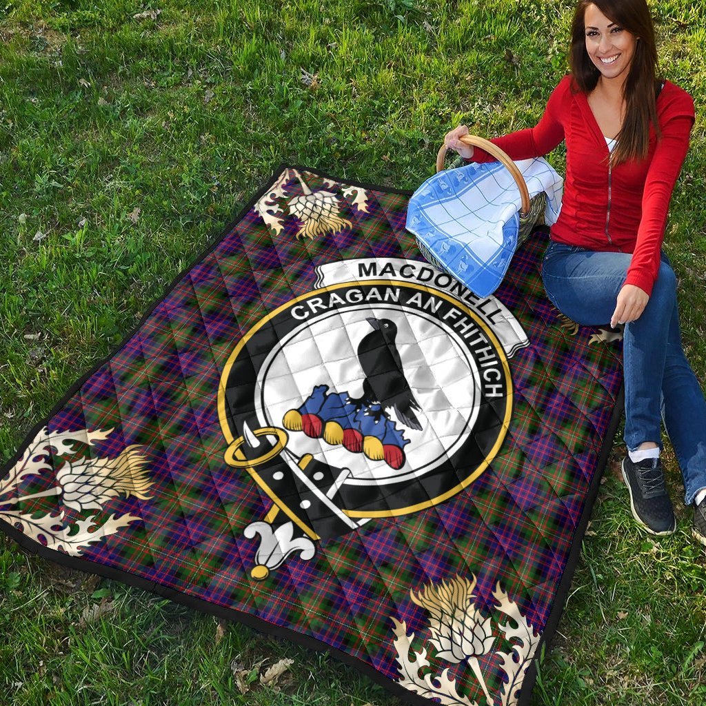 MacDonnell of Glengarry Modern Tartan Crest Premium Quilt - Gold Thistle Style