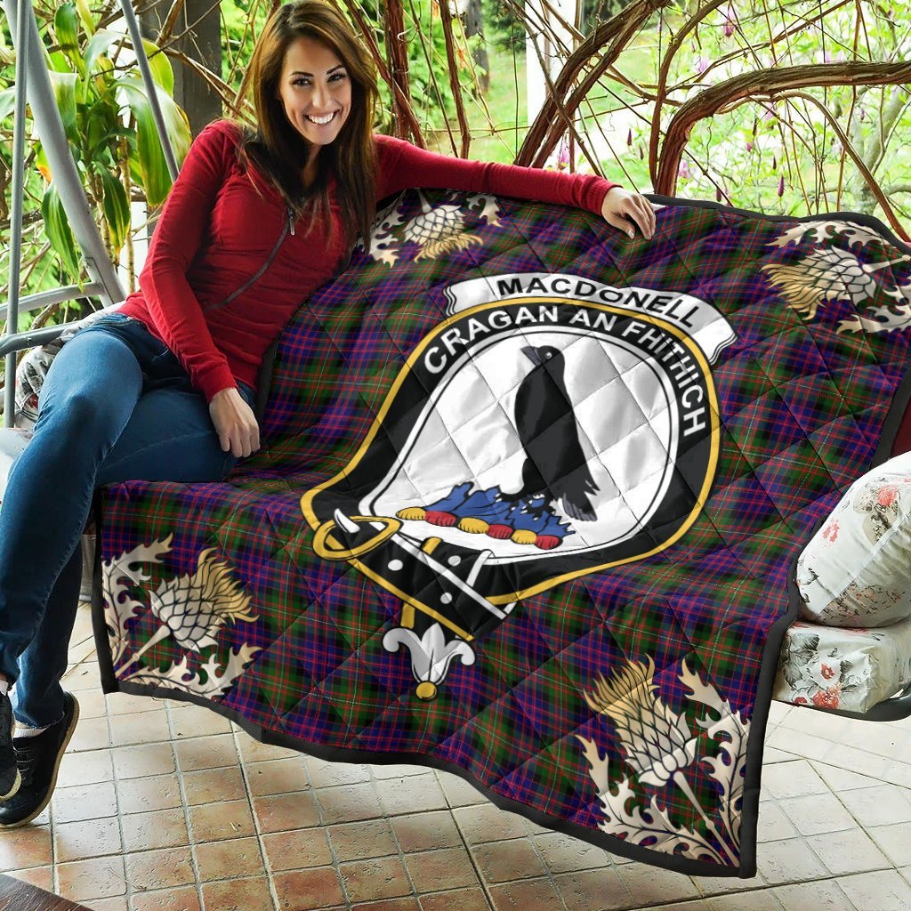 MacDonnell of Glengarry Modern Tartan Crest Premium Quilt - Gold Thistle Style