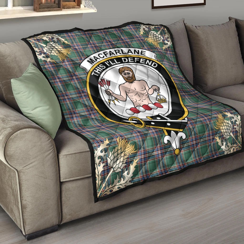 MacFarlane Hunting Ancient Tartan Crest Premium Quilt - Gold Thistle Style