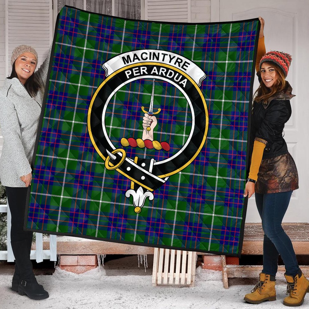 MacIntyre Hunting Modern Tartan Crest Quilt