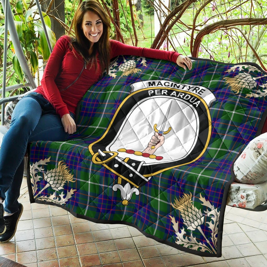 MacIntyre Hunting Modern Tartan Crest Premium Quilt - Gold Thistle Style
