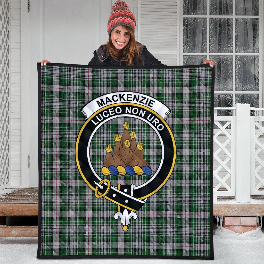 MacKenzie Hastie Tartan Crest Quilt