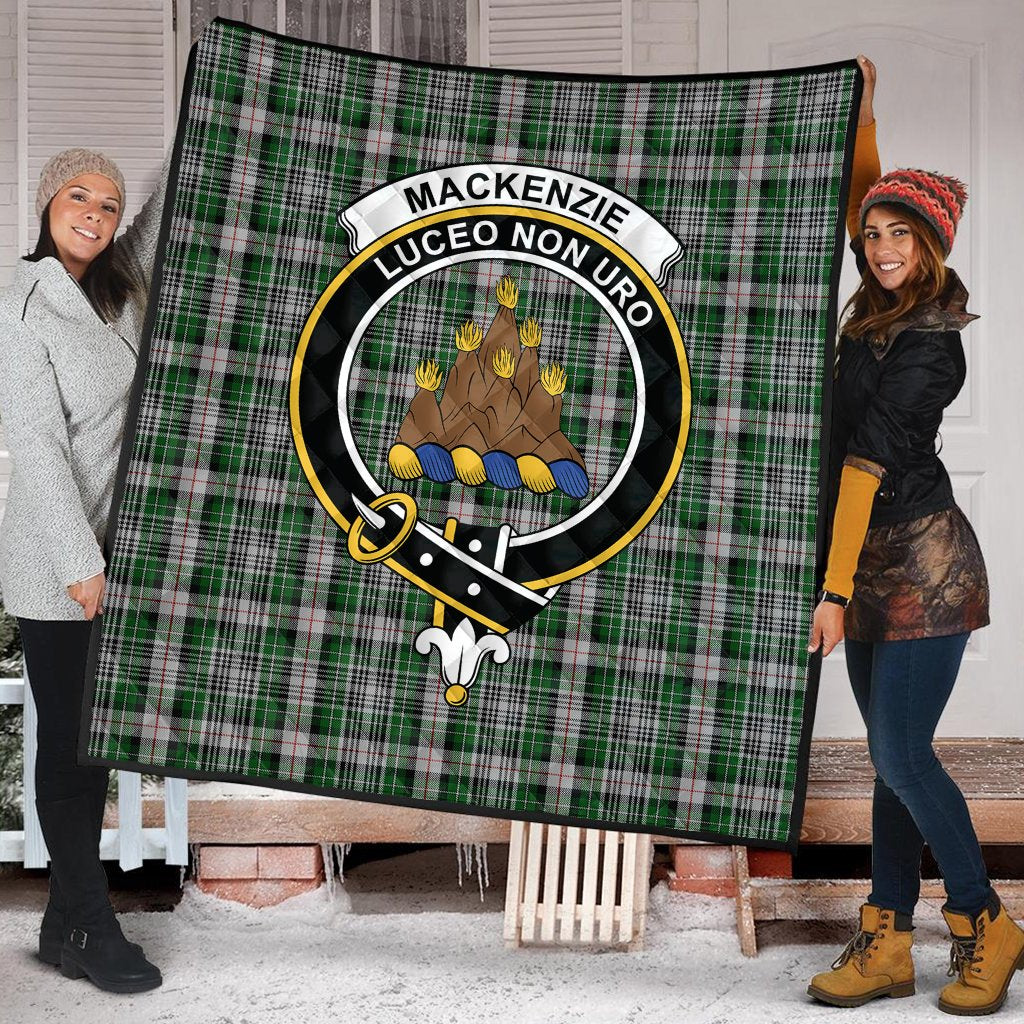 MacKenzie Hastie Tartan Crest Quilt