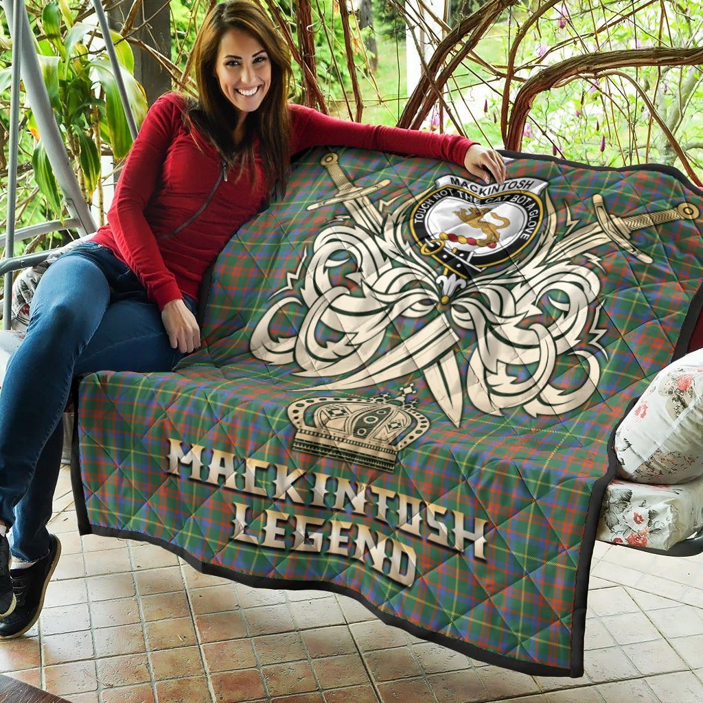 MacKintosh Hunting Ancient Tartan Crest Legend Gold Royal Premium Quilt