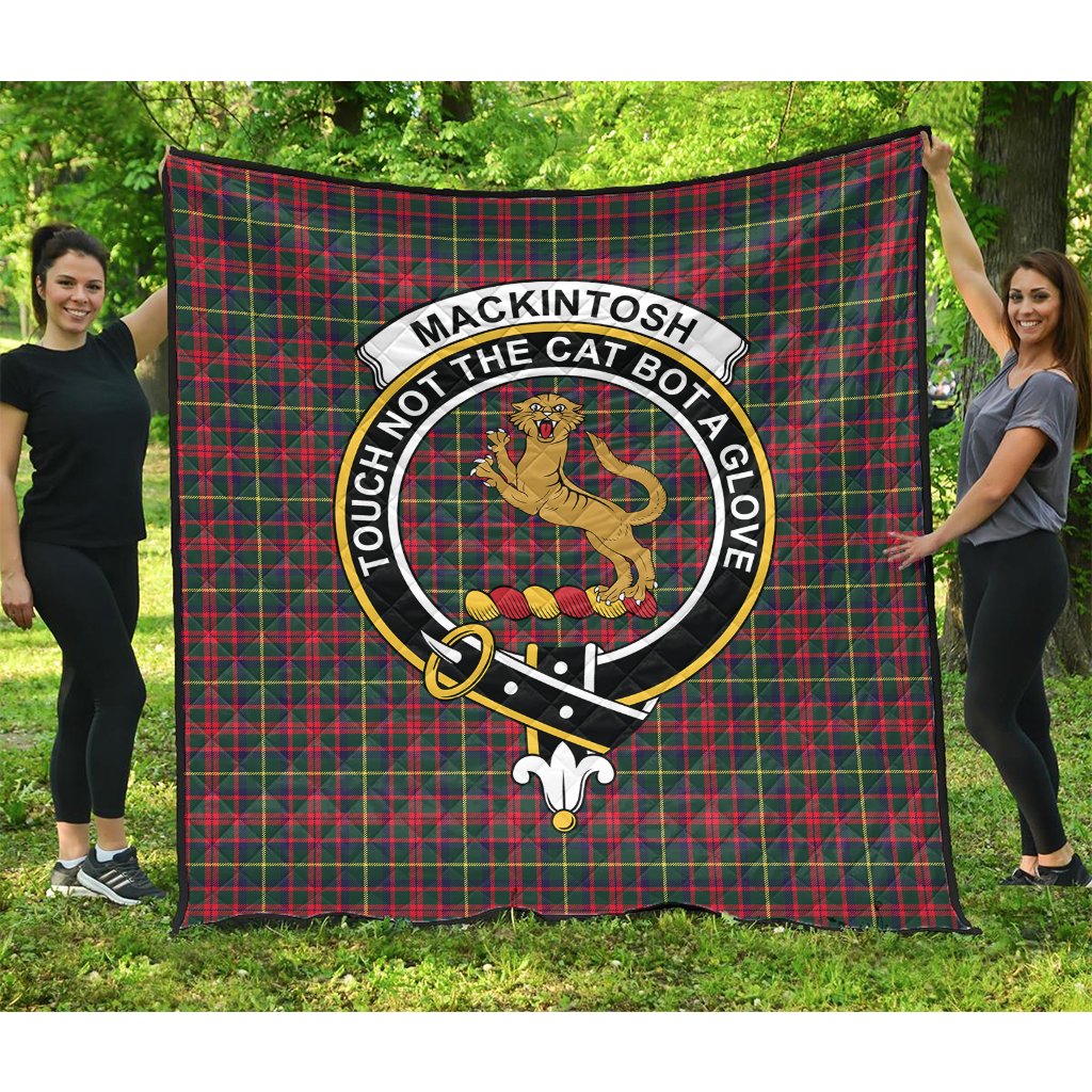 MacKintosh Hunting Modern Tartan Crest Quilt