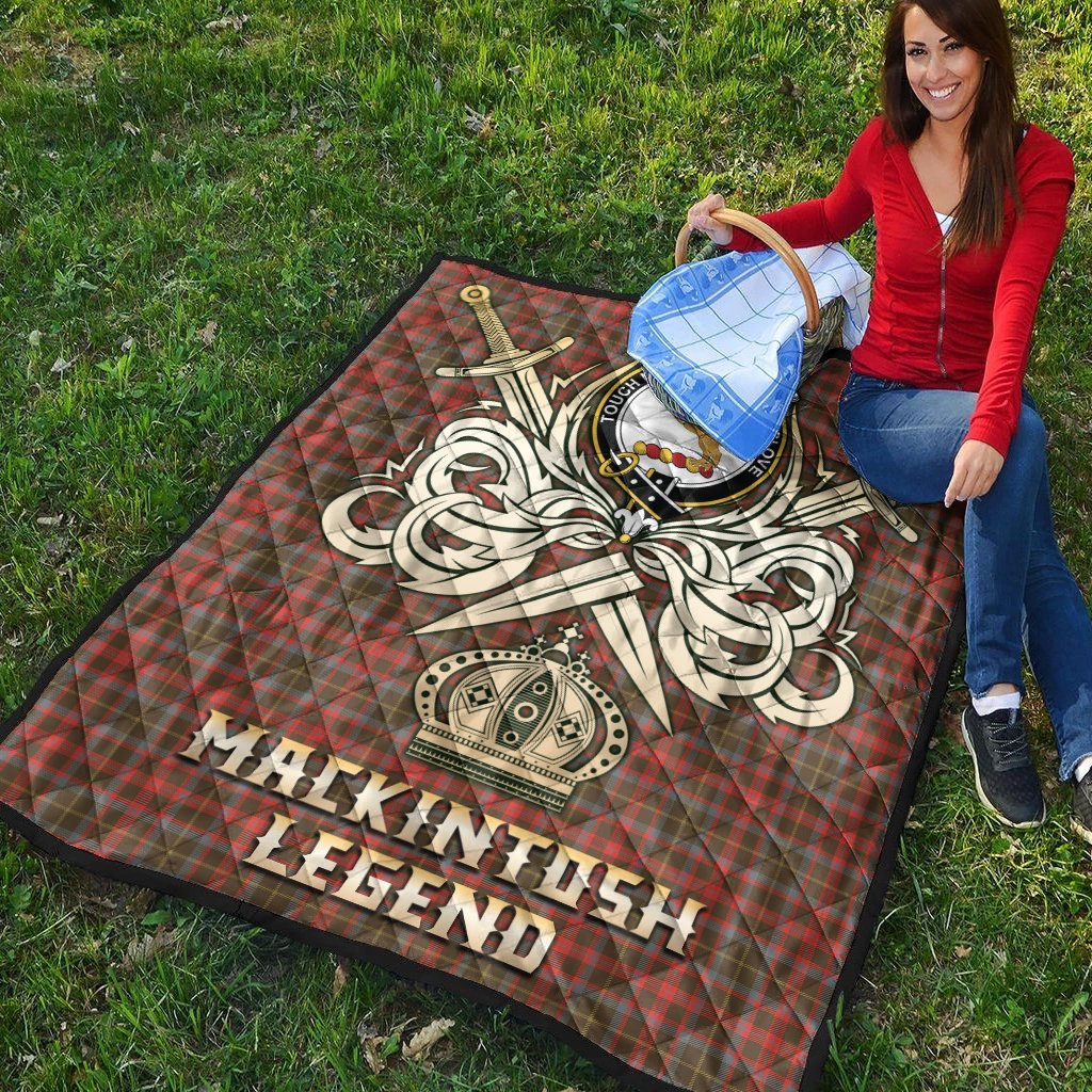 MacKintosh Hunting Weathered Tartan Crest Legend Gold Royal Premium Quilt