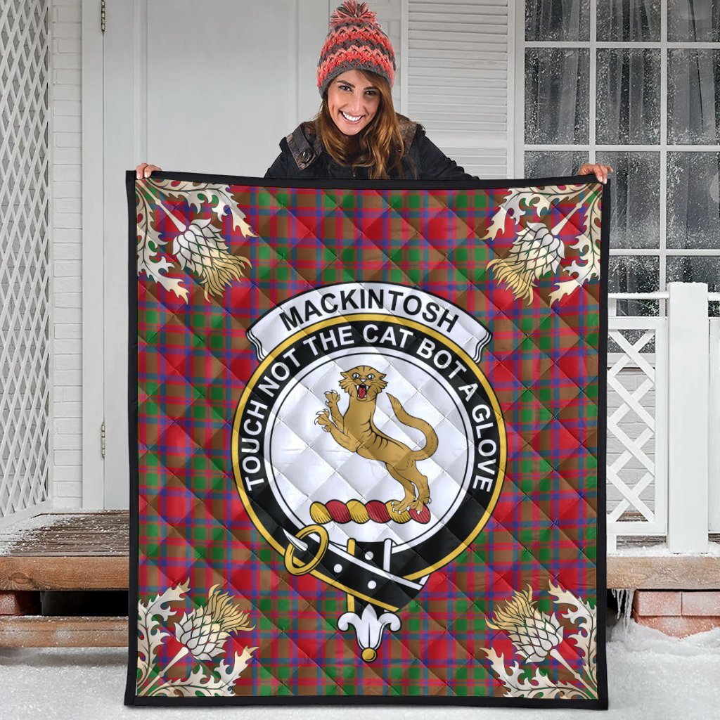 MacKintosh Modern Tartan Crest Premium Quilt - Gold Thistle Style