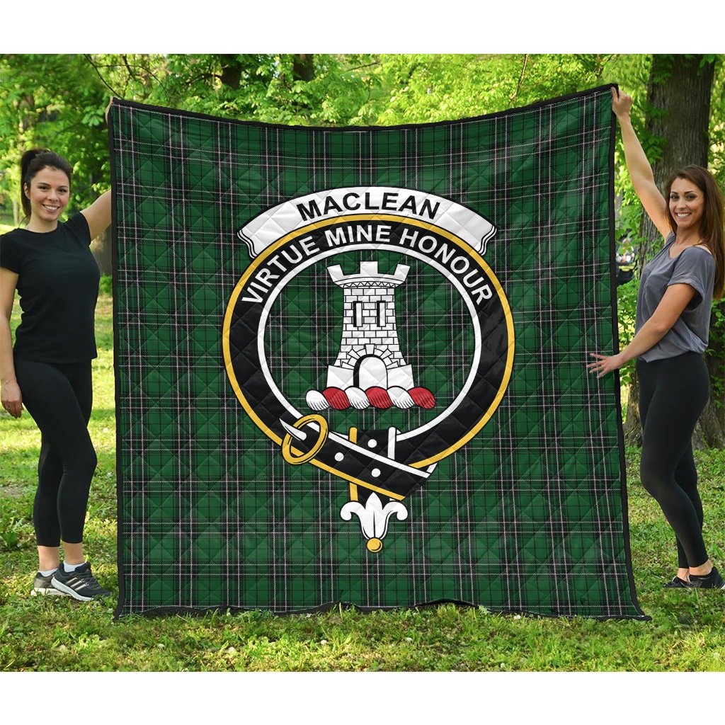 MacLean of Duart Hunting Tartan Crest Quilt