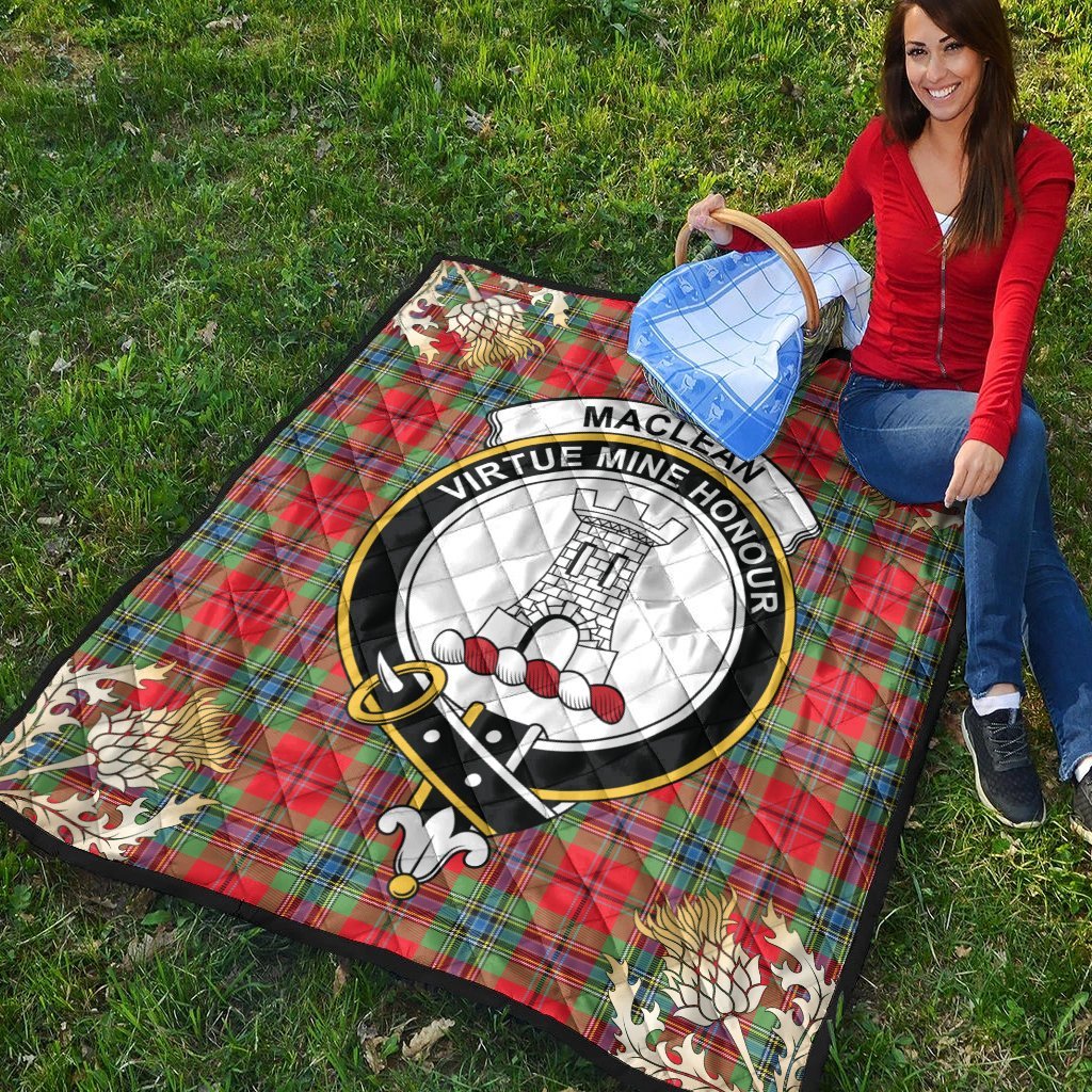 MacLean of Duart Modern Tartan Crest Premium Quilt - Gold Thistle Style