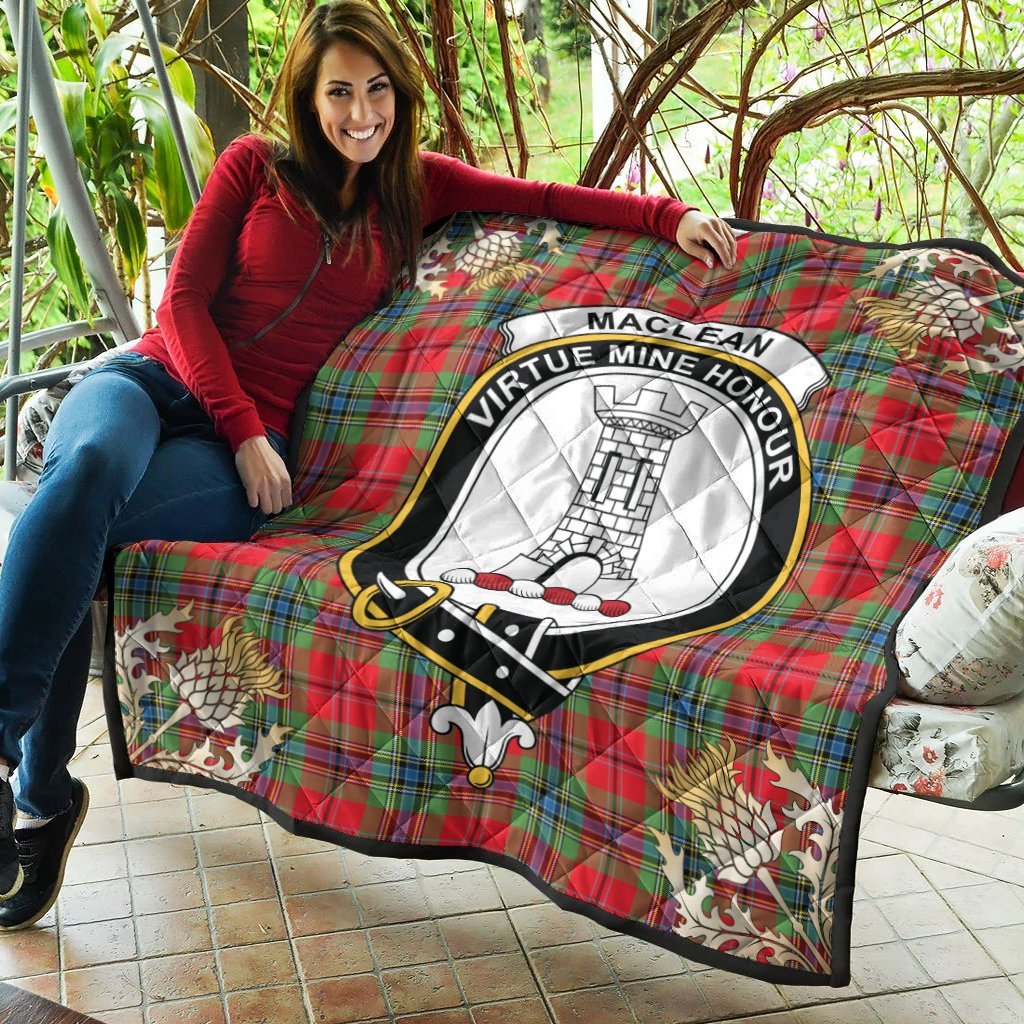 MacLean of Duart Modern Tartan Crest Premium Quilt - Gold Thistle Style