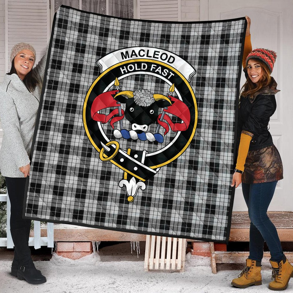 MacLeod Black and White Tartan Crest Quilt