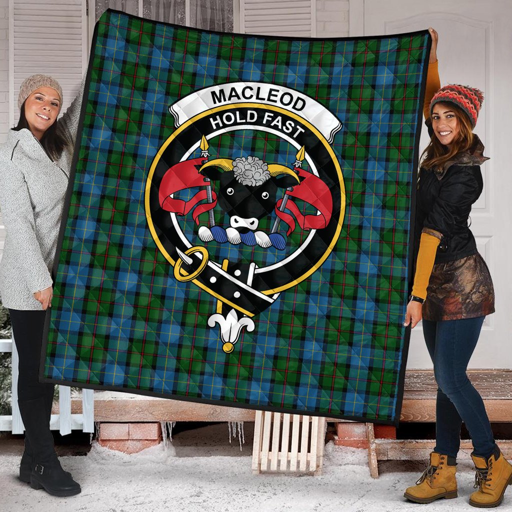MacLeod of Assynt Tartan Crest Quilt