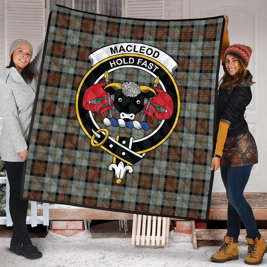 MacLeod of Harris Weathered Tartan Crest Quilt