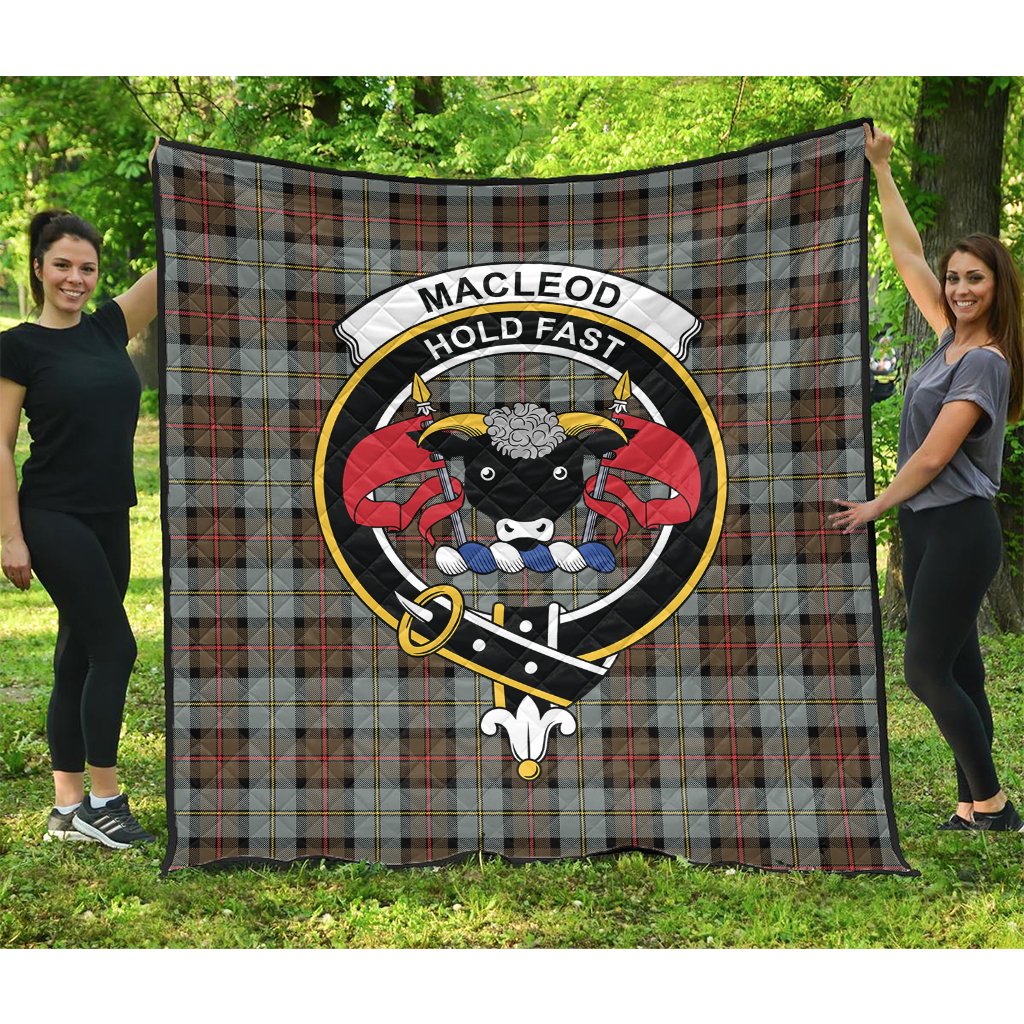 MacLeod of Harris Weathered Tartan Crest Quilt
