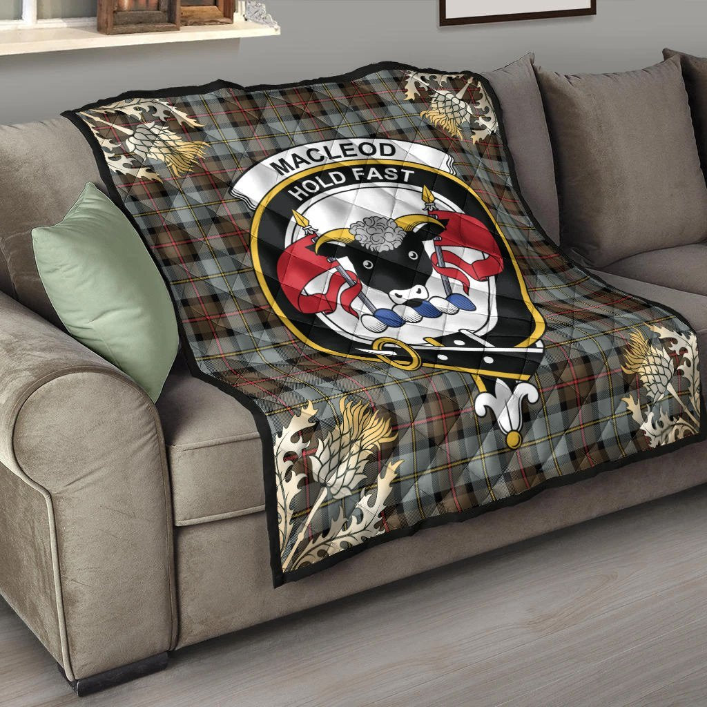MacLeod of Harris Weathered Tartan Crest Premium Quilt - Gold Thistle Style