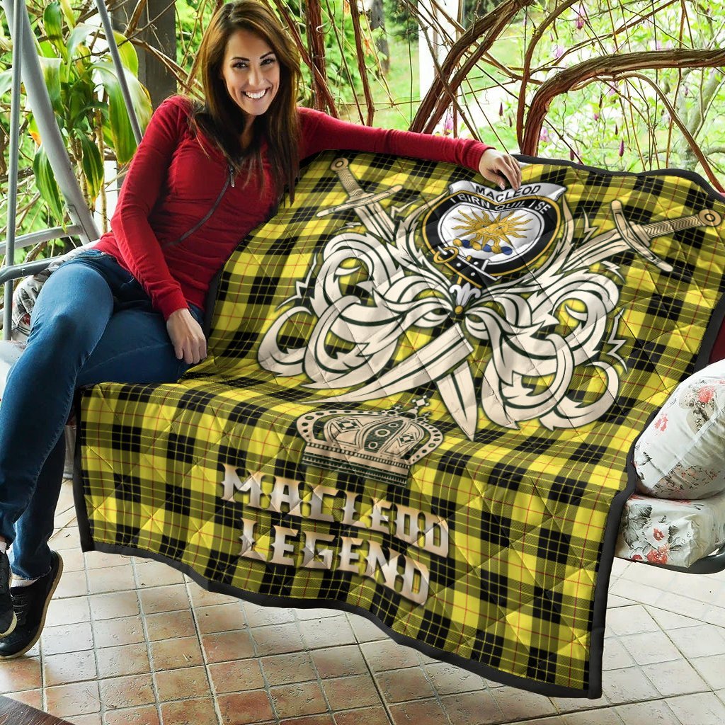 MacLeod of Lewis Modern Tartan Crest Legend Gold Royal Premium Quilt
