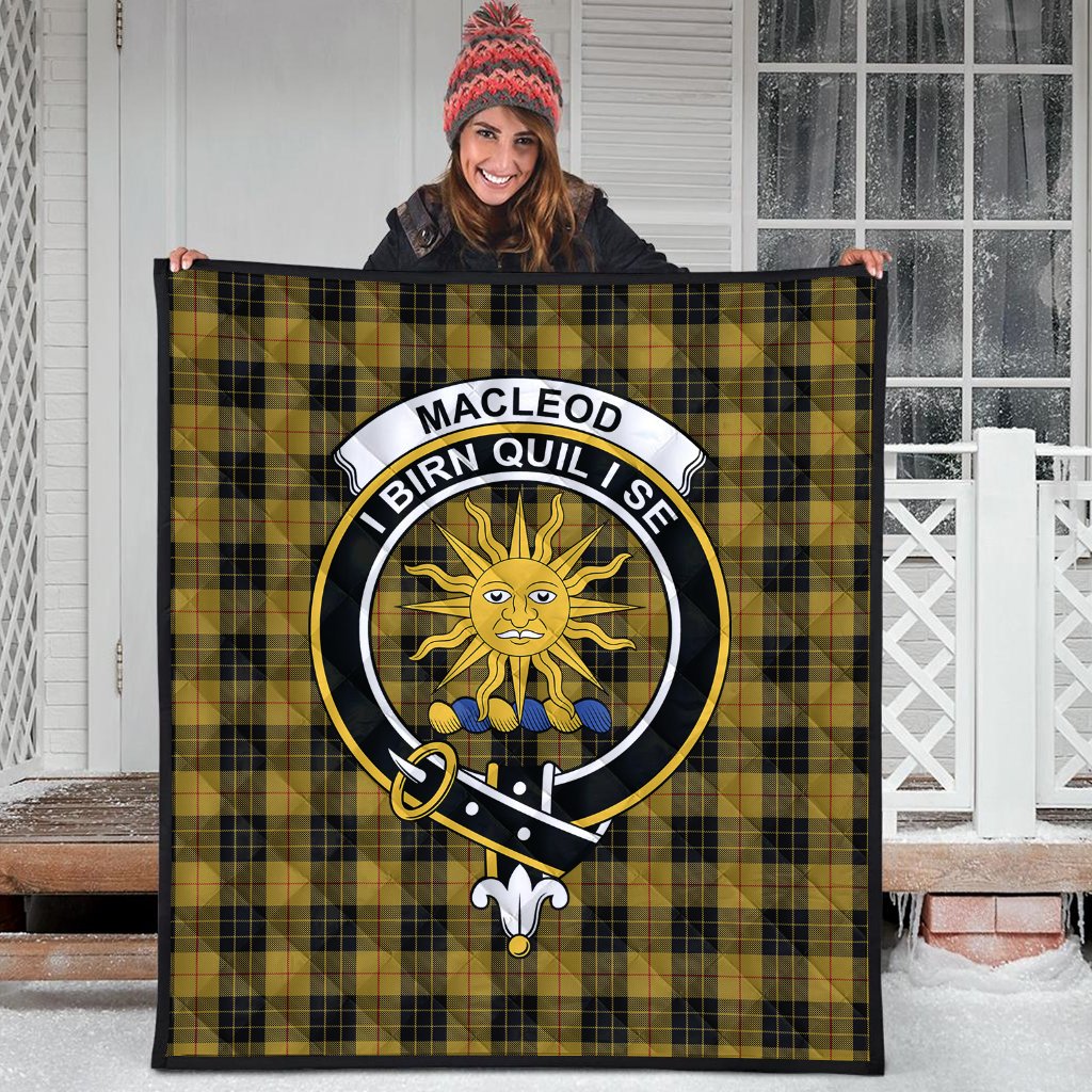 MacLeod of Lewis Vestiarium Scoticum Tartan Crest Quilt