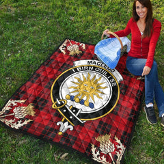 MacLeod of Raasay Tartan Crest Premium Quilt - Gold Thistle Style