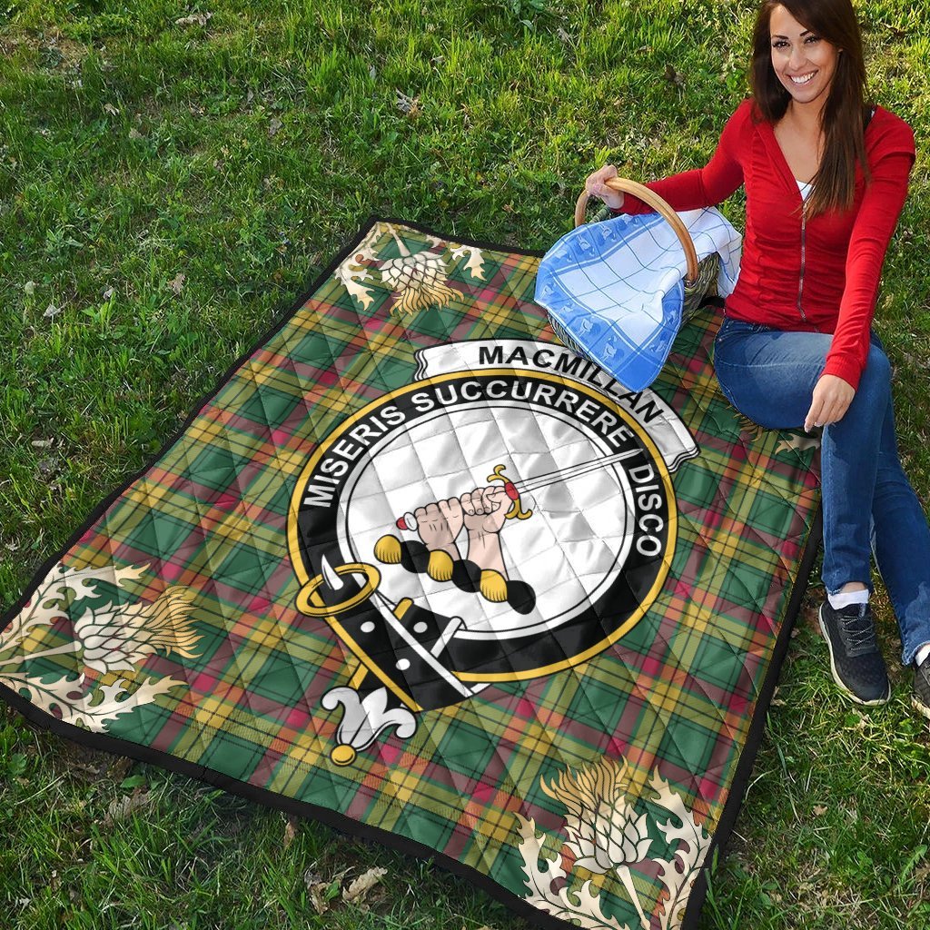 MacMillan Old Ancient Tartan Crest Premium Quilt - Gold Thistle Style