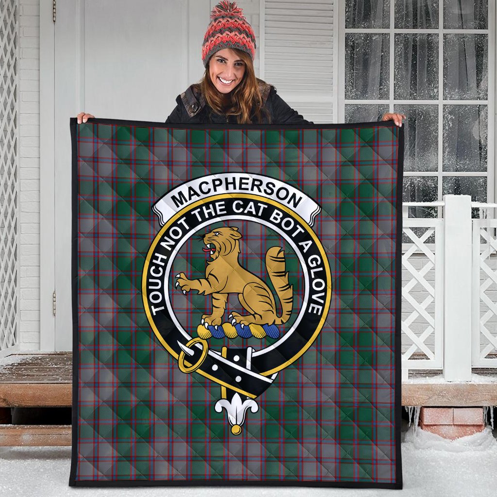 MacPherson Gathering Tartan Crest Quilt