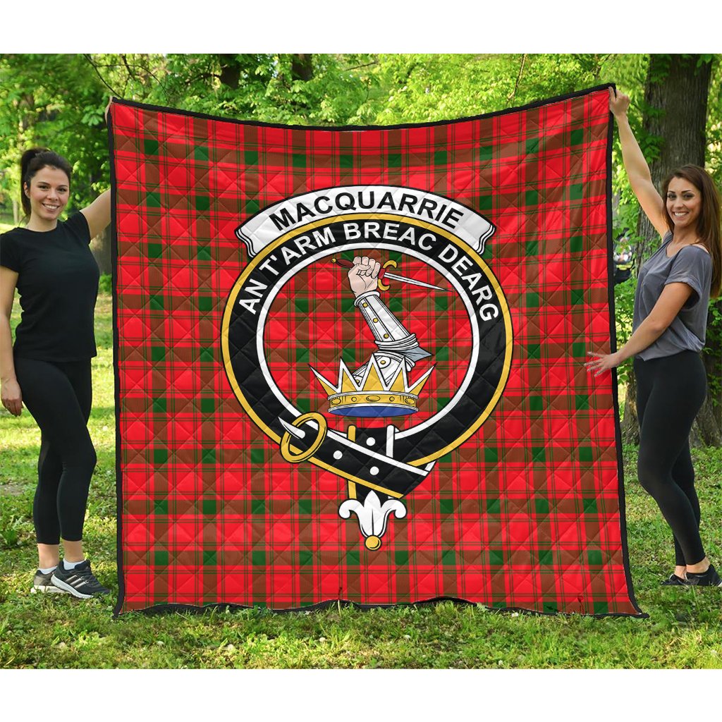 MacQuarrie Modern Tartan Crest Quilt