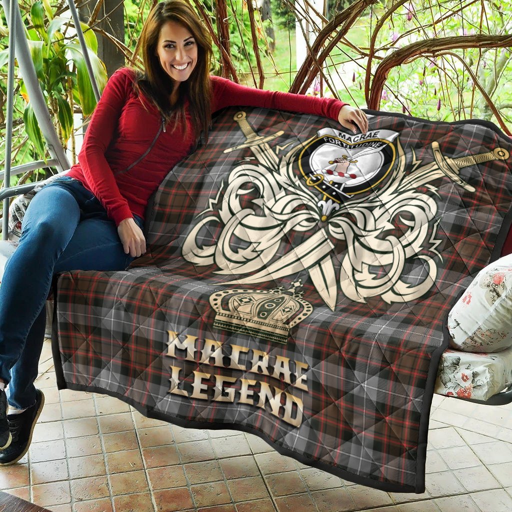 MacRae Hunting Weathered Tartan Crest Legend Gold Royal Premium Quilt