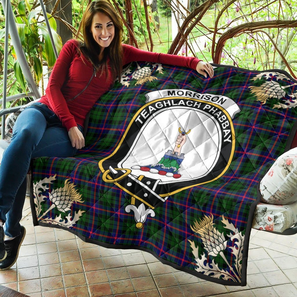 Morrison Modern Tartan Crest Premium Quilt - Gold Thistle Style