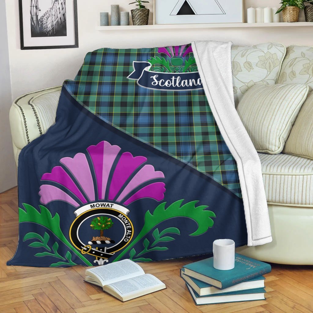 Mow Tartan Crest Premium Blanket - Thistle Style