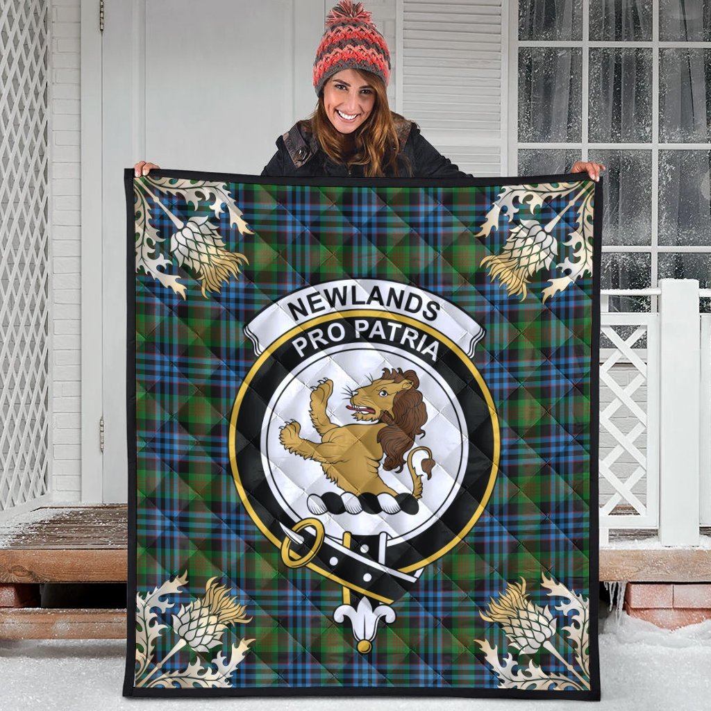 Newlands of Lauriston Tartan Crest Premium Quilt - Gold Thistle Style